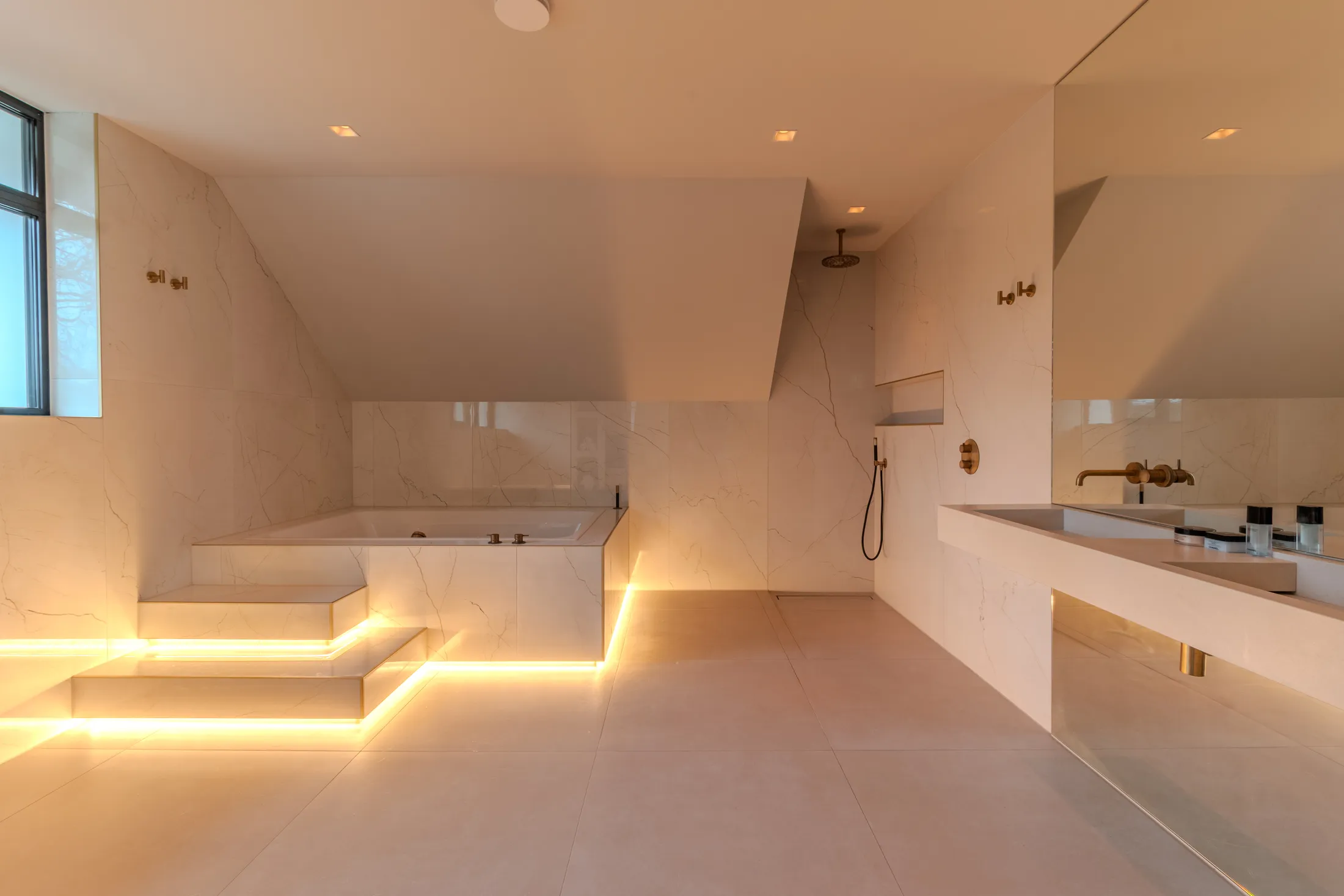 Luxe badkamer interieur